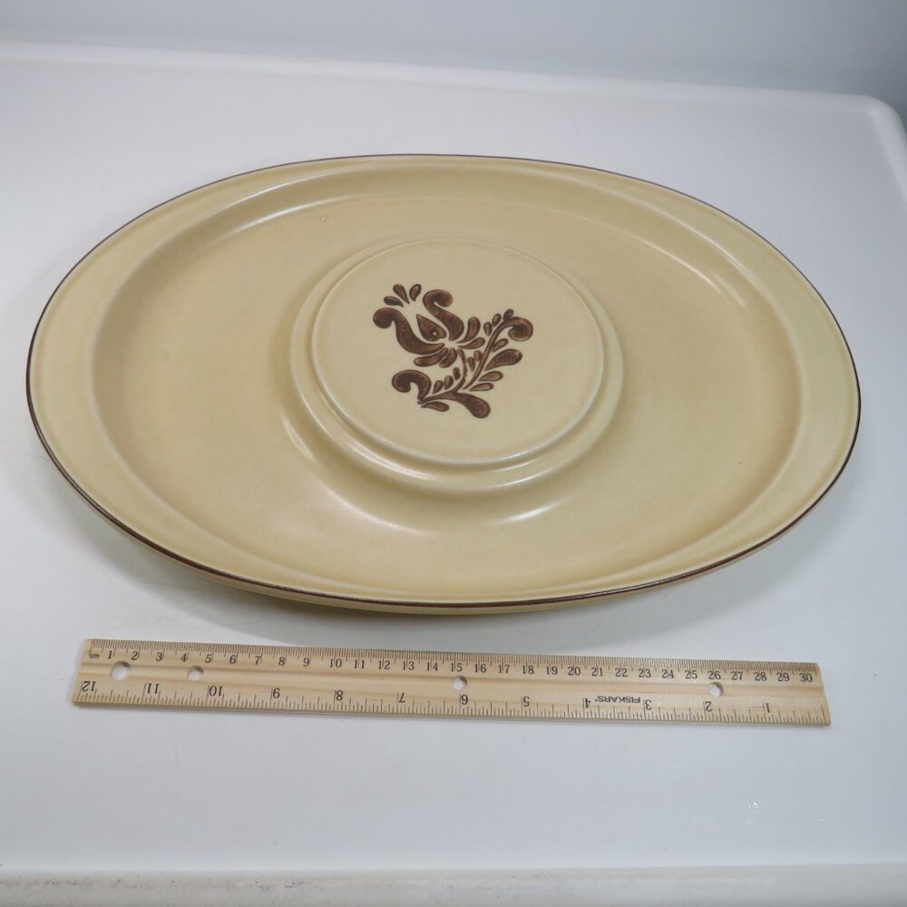 Pfaltzgraff Village Cheese and Cracker Tray (Model #703) NO DOME